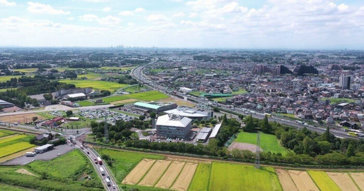 白岡市役所空撮風景