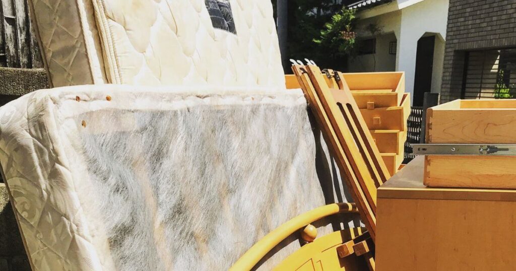 【春日部市】お部屋の片付け・整理に伴う家具の不用品回収事例（春日部リユース）